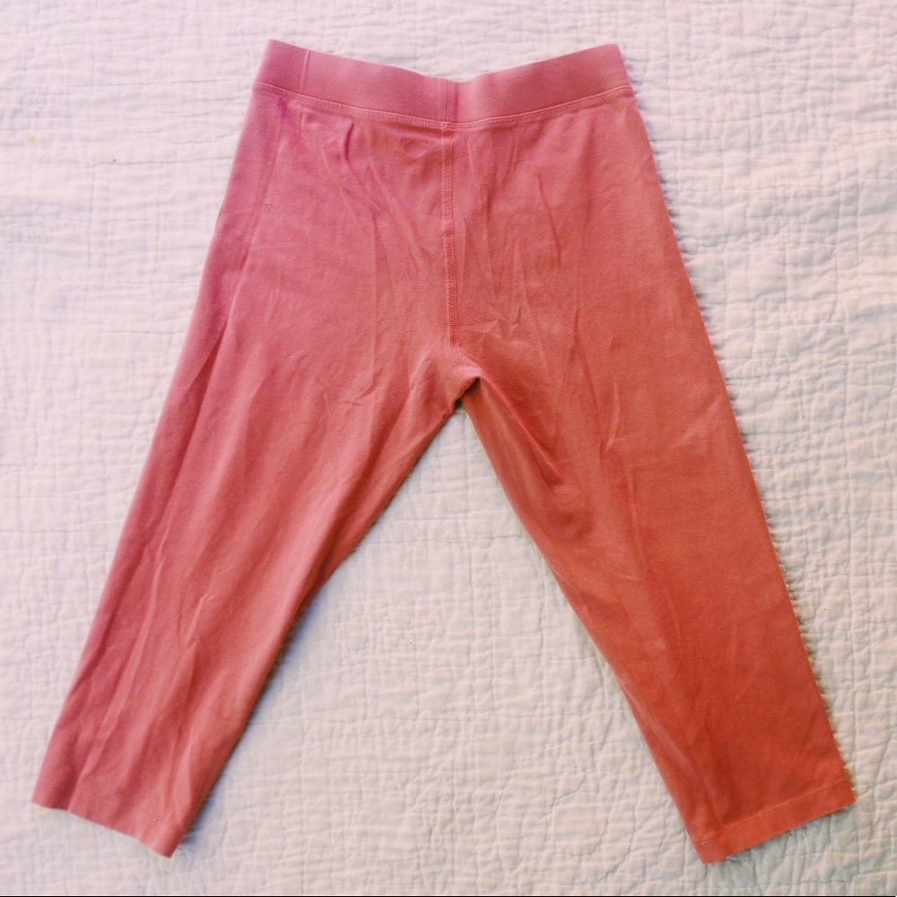 🦋 Primary Pink Short Leg Yoga / Workout Leggings